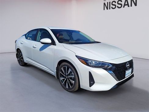 New 2025 Nissan Sentra SV w/ SV Premium Package image 7