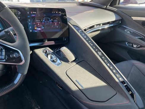 Used 2025 Chevrolet Corvette E-Ray AWD/4WD image 35