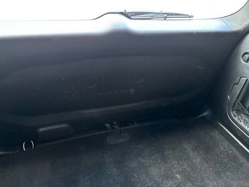 Used 2016 Jeep Renegade Latitude w/ Cold Weather Group AWD/4WD image 5