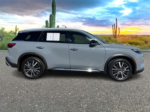 Certified 2025 INFINITI QX60 Sensory w/ Vision Package image 3