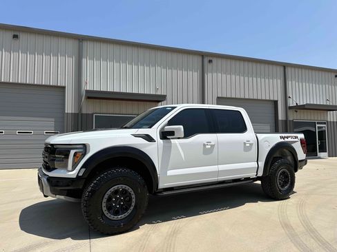Used 2025 Ford F150 Raptor AWD/4WD image 5