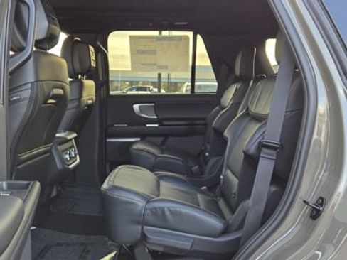 New 2026 Ford Expedition Tremor image 14