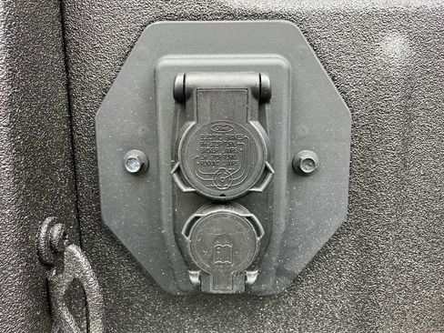 Certified 2026 Ford F350 Platinum w/ Platinum Plus Package image 36