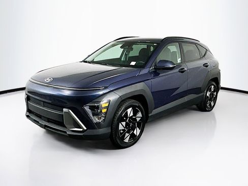 Used 2024 Hyundai Kona SEL image 3