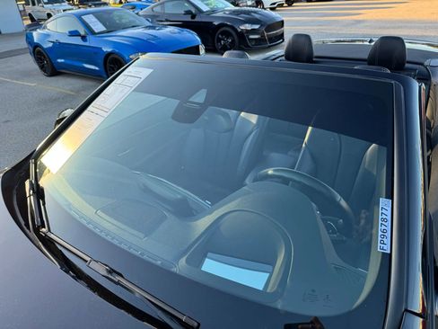 Used 2015 BMW M4 Convertible image 12