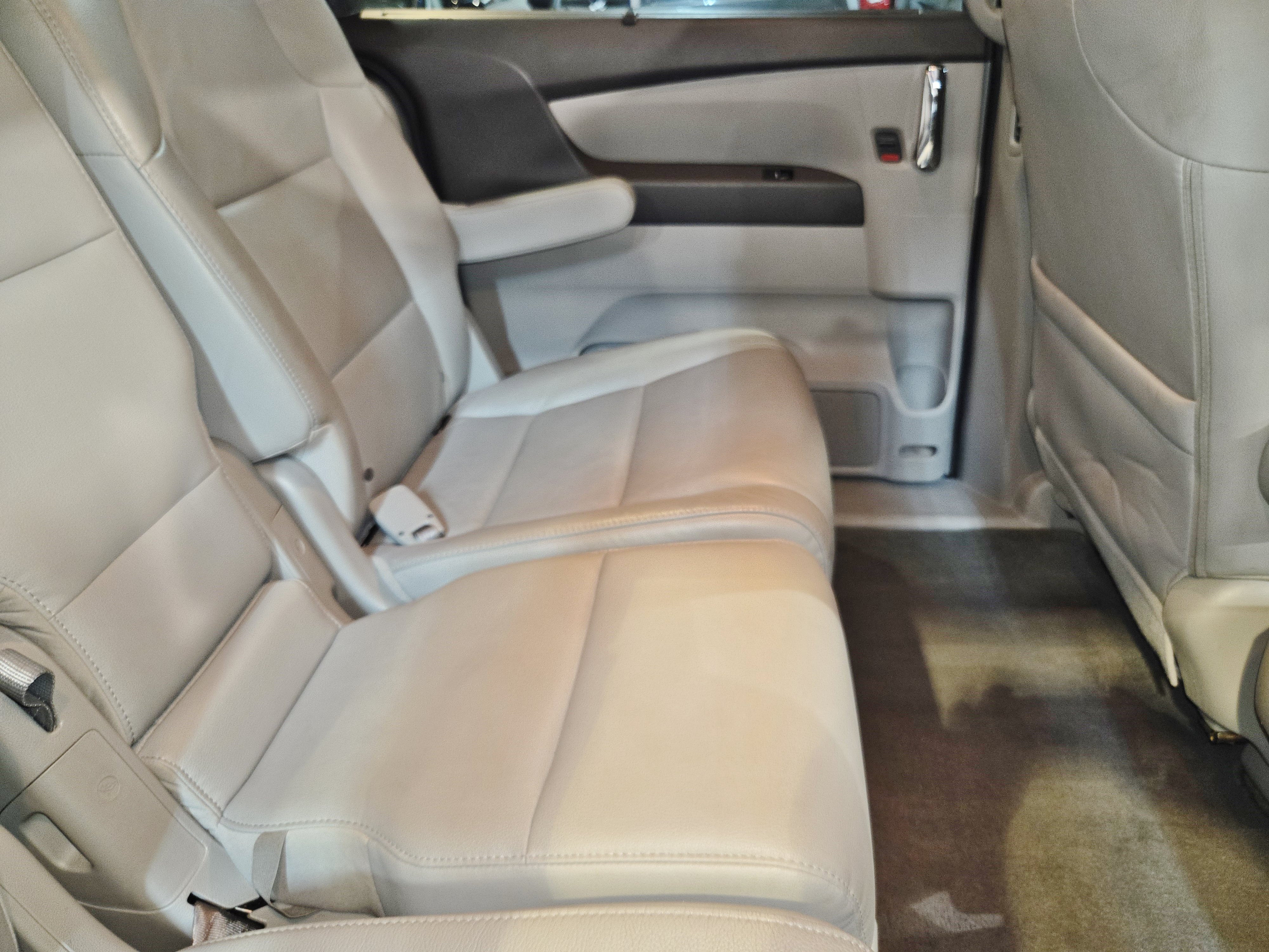 Used 2015 Honda Odyssey EX-L image 26