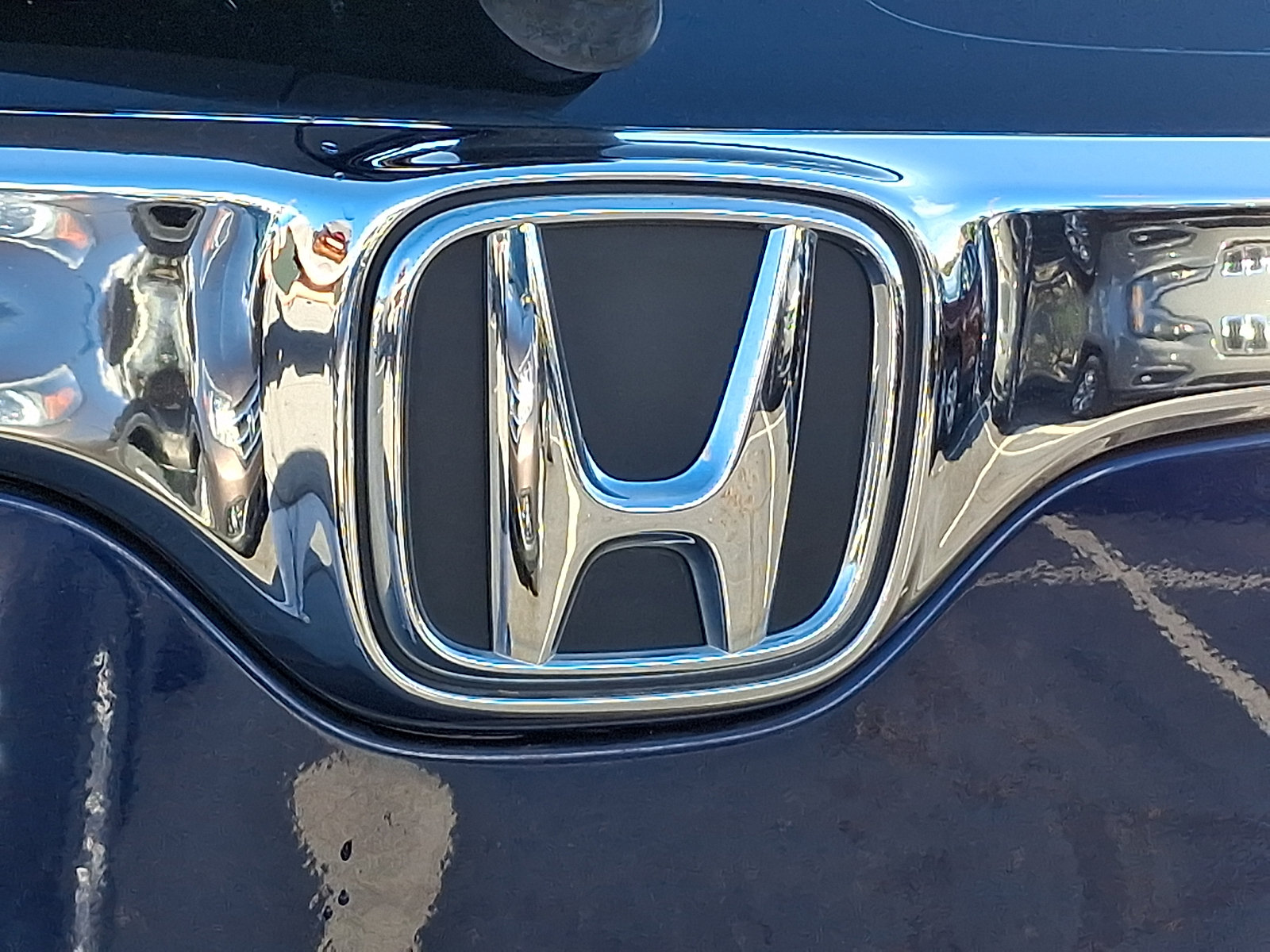 Certified 2018 Honda CR-V LX image 30