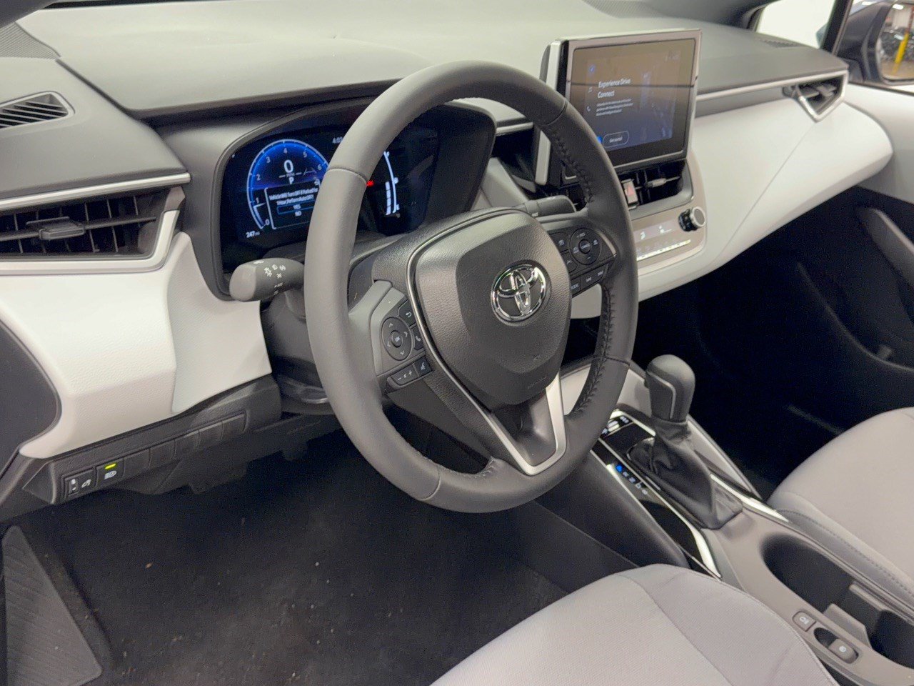 New 2027 Toyota Corolla SE FWD image 4