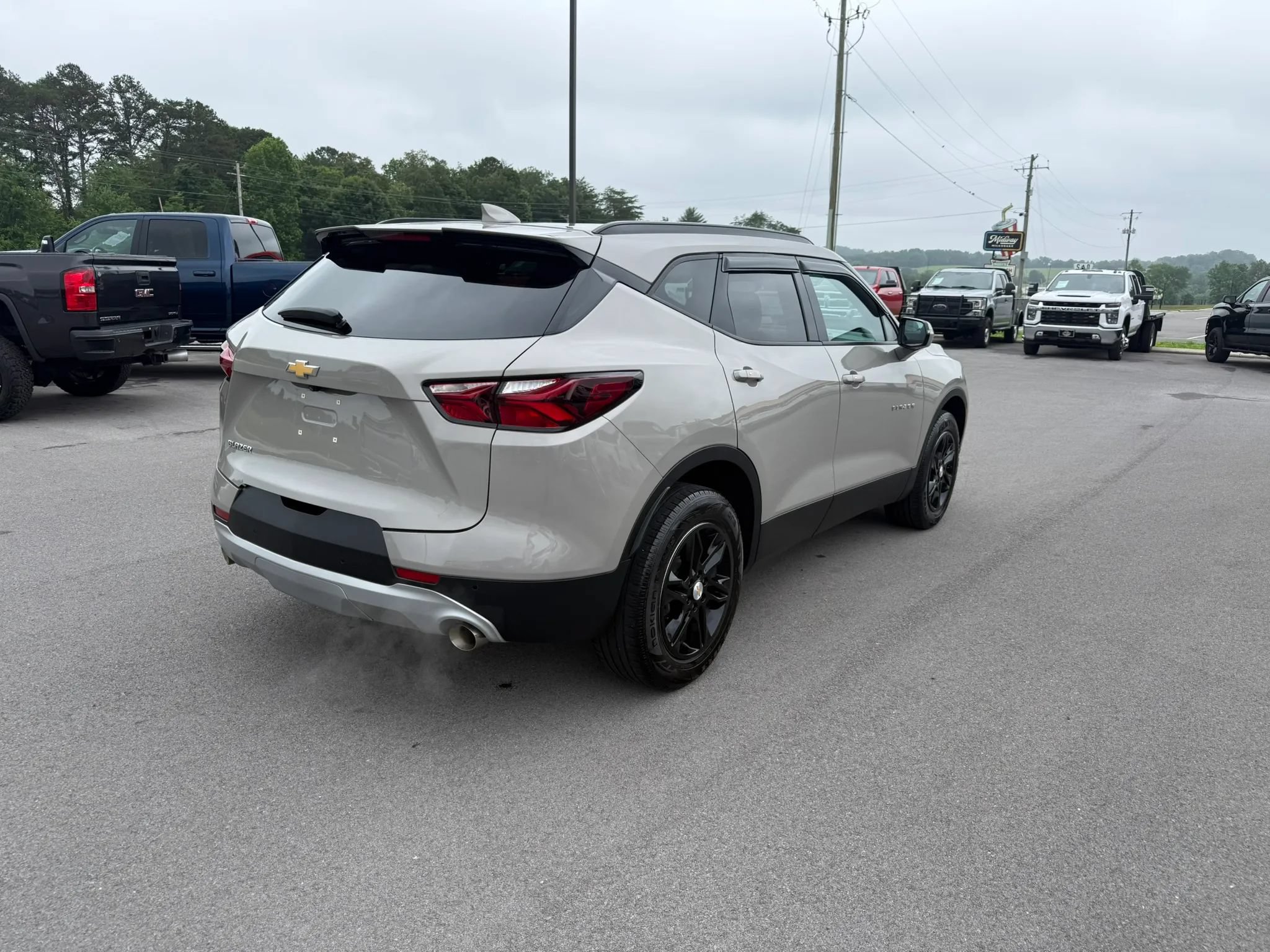 Used 2021 Chevrolet Blazer LT FWD image 4