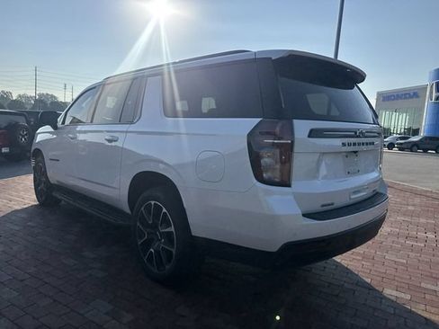 Used 2024 Chevrolet Suburban RST w/ Luxury Package AWD/4WD image 7