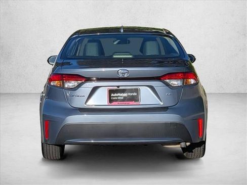 Used 2022 Toyota Corolla LE image 7