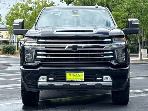 Used 2020 Chevrolet Silverado 2500 High Country w/ Technology Package image 7