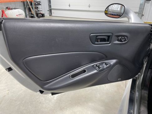 Used 2000 Plymouth Prowler image 19