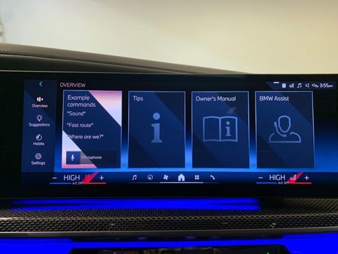 Used 2023 BMW 760i xDrive image 36