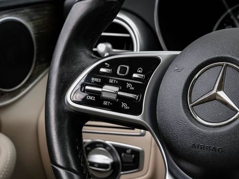 Used 2019 Mercedes-Benz C 300 Sedan image 12