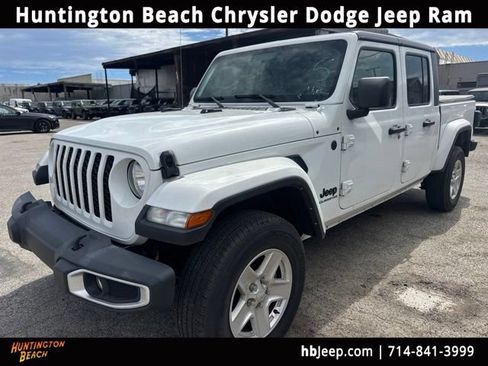 Used 2022 Jeep Gladiator Sport AWD/4WD image 1