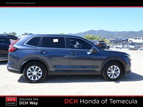Used 2023 Honda CR-V LX image 5