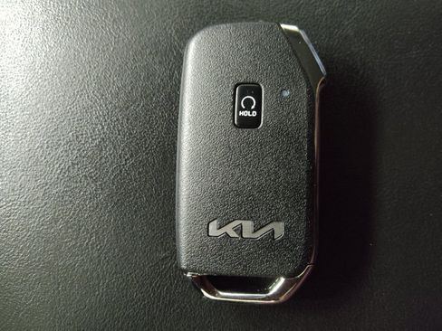 Used 2022 Kia Sorento S AWD/4WD image 32
