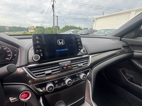 Used 2022 Honda Accord Sport image 12