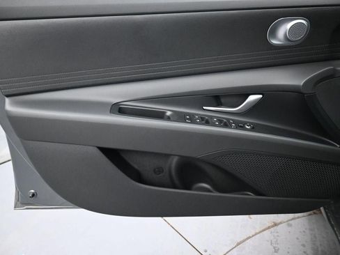 New 2026 Hyundai Elantra SE image 20