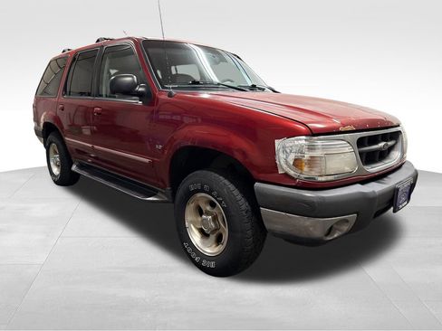 Used 2001 Ford Explorer XLT image 5