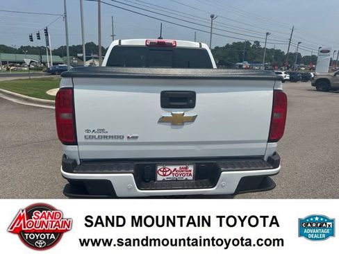 Used 2020 Chevrolet Colorado Z71 AWD/4WD image 4