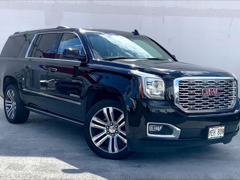 Used 2018 GMC Yukon XL Denali w/ Denali Ultimate Package AWD/4WD image 21