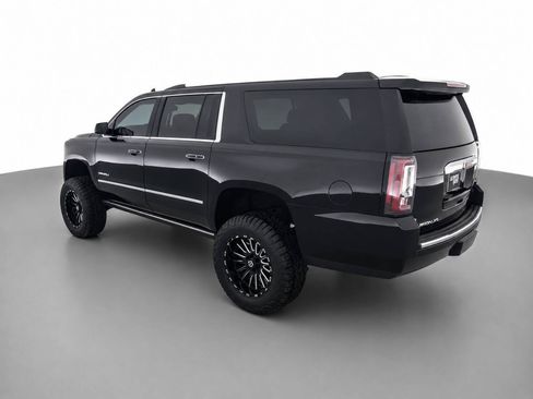 Used 2017 GMC Yukon XL Denali w/ Open Road Package AWD/4WD image 7