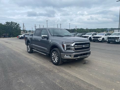 Used 2024 Ford F150 Lariat w/ FX4 Off-Road Package AWD/4WD image 4