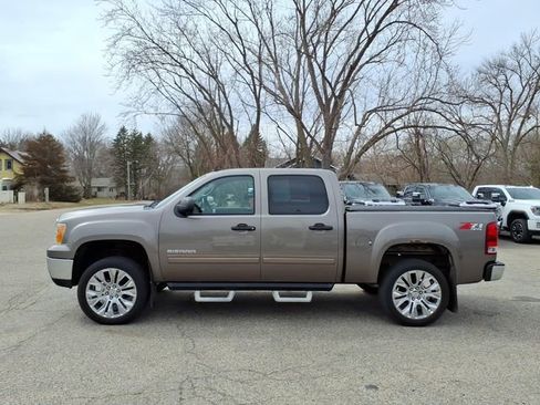 Used 2012 GMC Sierra 1500 SLE w/ Power Tech Package AWD/4WD image 7