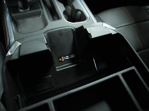 Used 2024 Chevrolet Silverado 1500 High Country w/ High Country Premium Package image 41