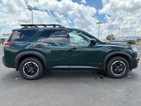 Certified 2025 Nissan Pathfinder Rock Creek AWD/4WD image 7
