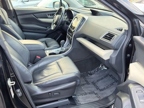 Used 2019 Subaru Ascent Limited w/ Popular Package #3 image 16