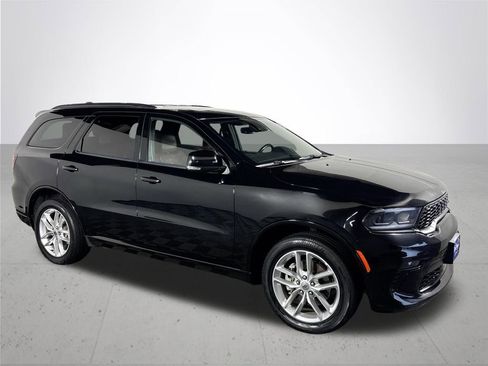 Used 2023 Dodge Durango GT image 4