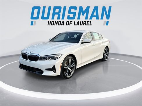 Used 2021 BMW 330i xDrive Sedan w/ Convenience Package image 4