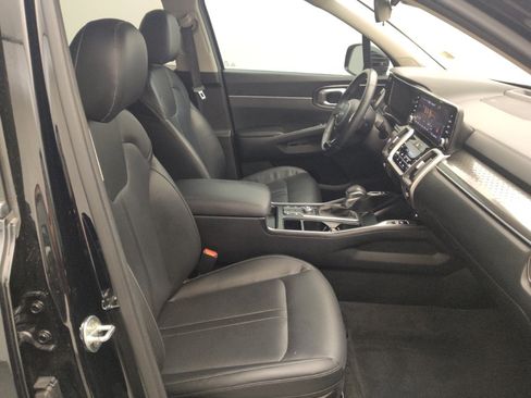 Used 2022 Kia Sorento S FWD image 21