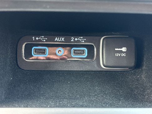 Used 2021 Jeep Grand Cherokee Laredo X AWD/4WD image 35