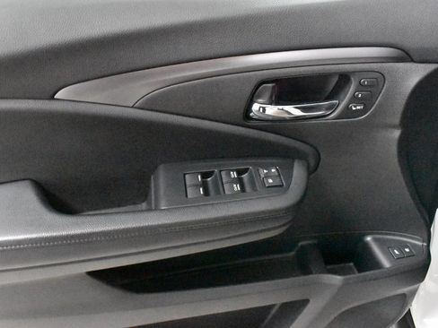 Certified 2022 Honda Pilot Special Edition image 19