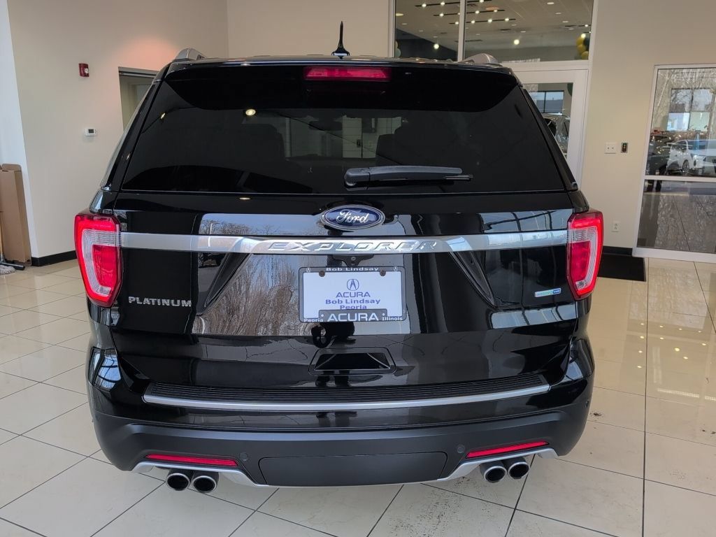 Used 2018 Ford Explorer Platinum AWD/4WD image 4