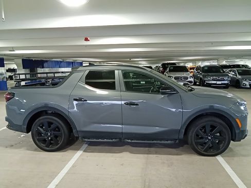 Used 2023 Hyundai Santa Cruz Night AWD/4WD image 4