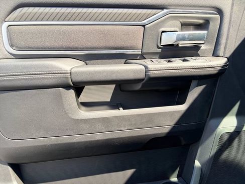 New 2026 RAM 3500 Big Horn AWD/4WD image 17
