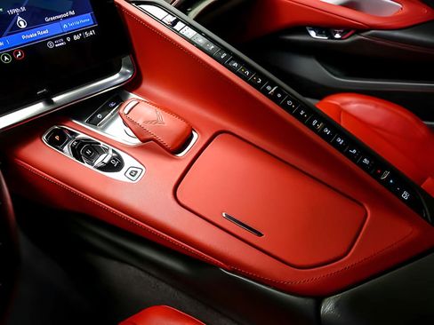 Used 2023 Chevrolet Corvette Stingray Preferred Cpe w/ 2LT RWD image 19