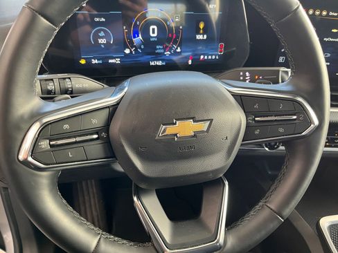 Used 2025 Chevrolet Equinox LT image 28