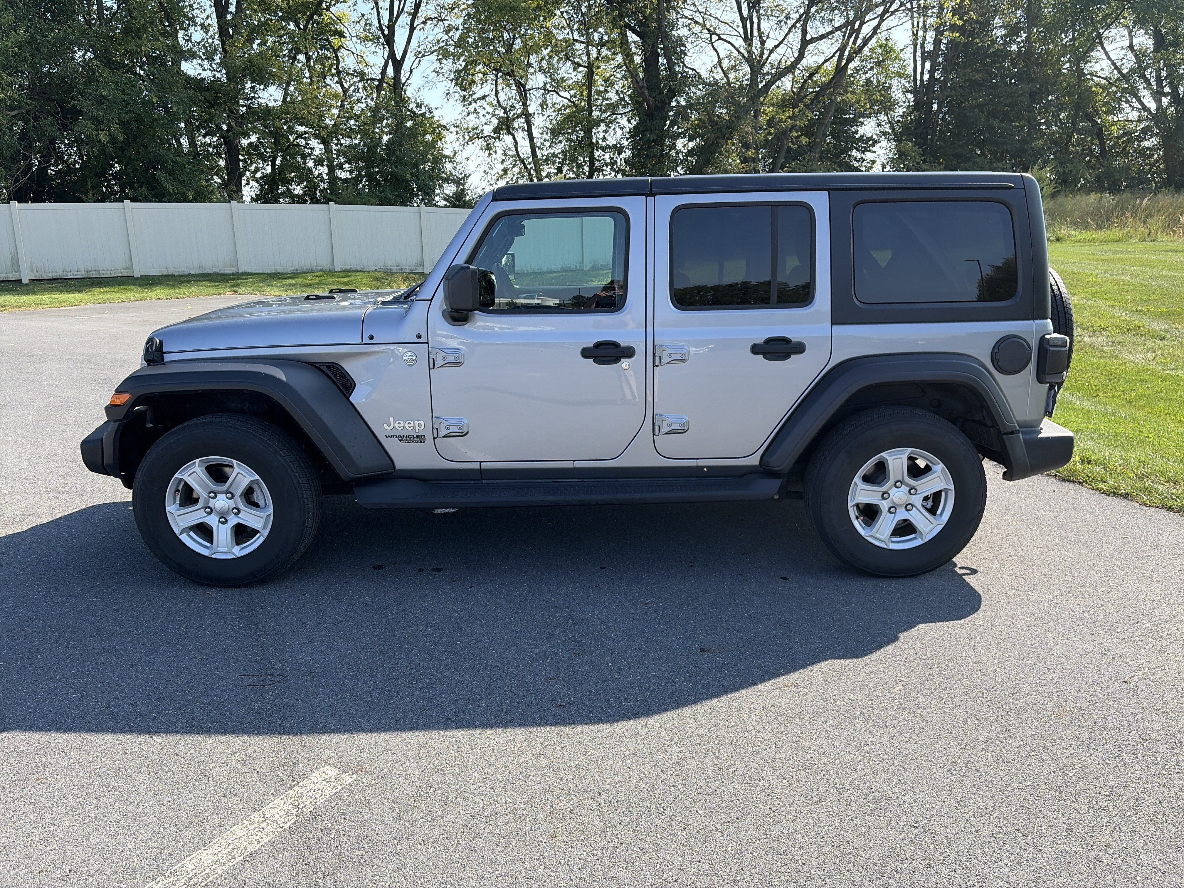 Used 2020 Jeep Wrangler Unlimited Sport S AWD/4WD image 8