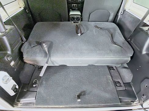 Used 2023 Jeep Wrangler Sport AWD/4WD image 13