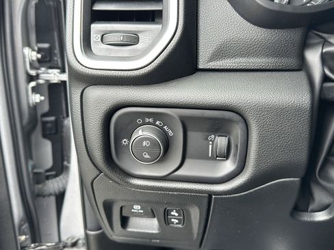 Used 2025 RAM 1500 Big Horn AWD/4WD image 22