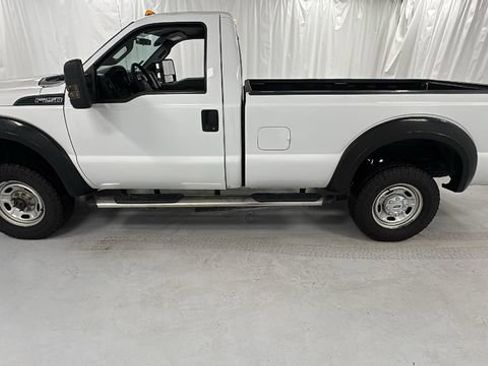 Used 2015 Ford F250 XL w/ Power Equipment Group AWD/4WD image 6