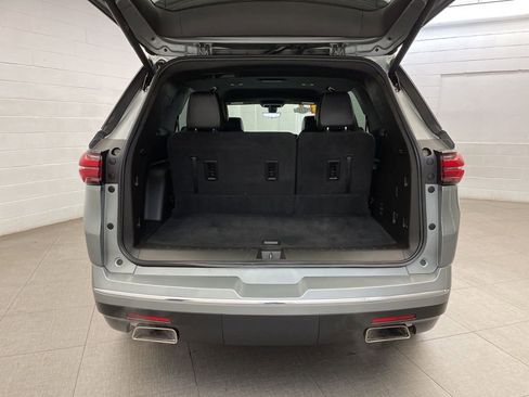 Used 2023 Chevrolet Traverse Premier image 27