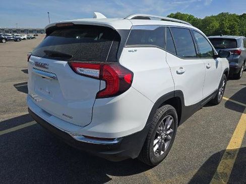 Used 2023 GMC Terrain SLT w/ Tech Package AWD/4WD image 5