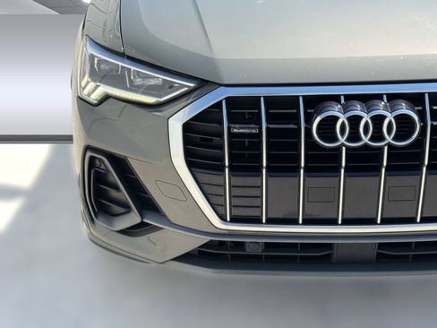 Used 2020 Audi Q3 2.0T Premium Plus AWD/4WD image 11